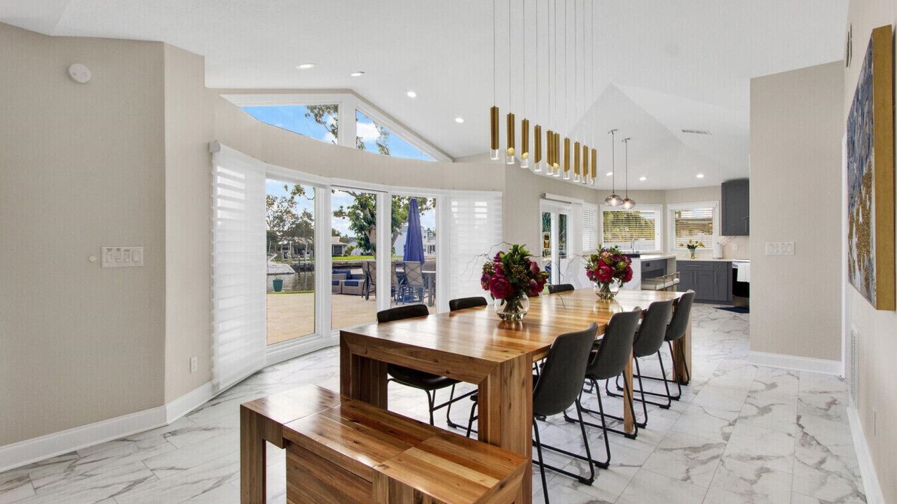 Photo of Bedroom in Harbor Hills