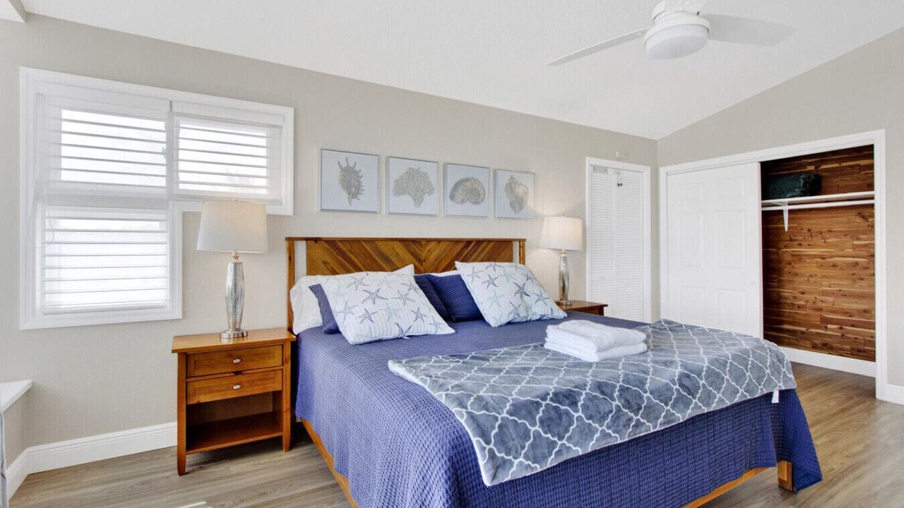 Photo of Bedroom in Harbor Hills