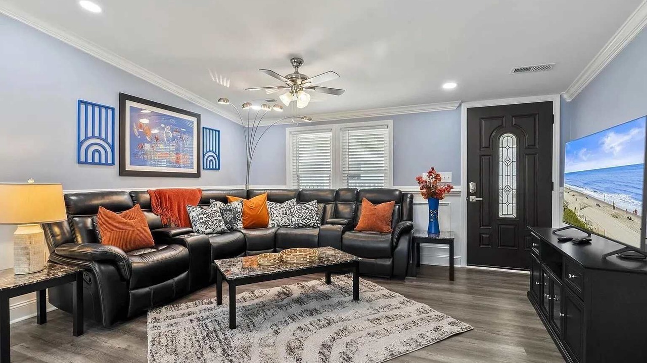Photo of Livingroom in Little River