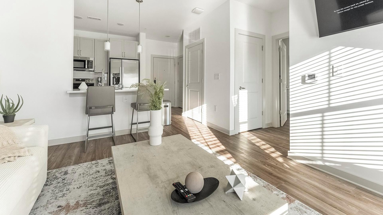 Photo of Livingroom in Longs