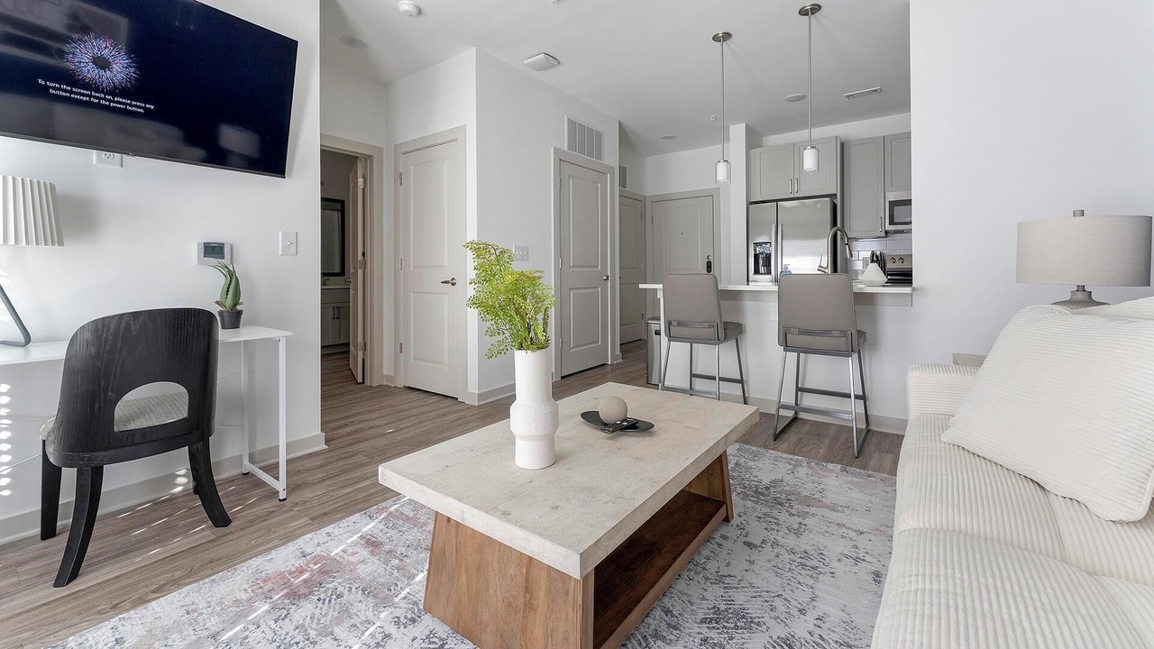 Photo of Livingroom in Longs