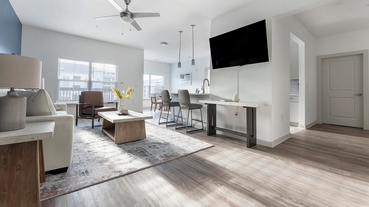 Photo of Livingroom in Longs