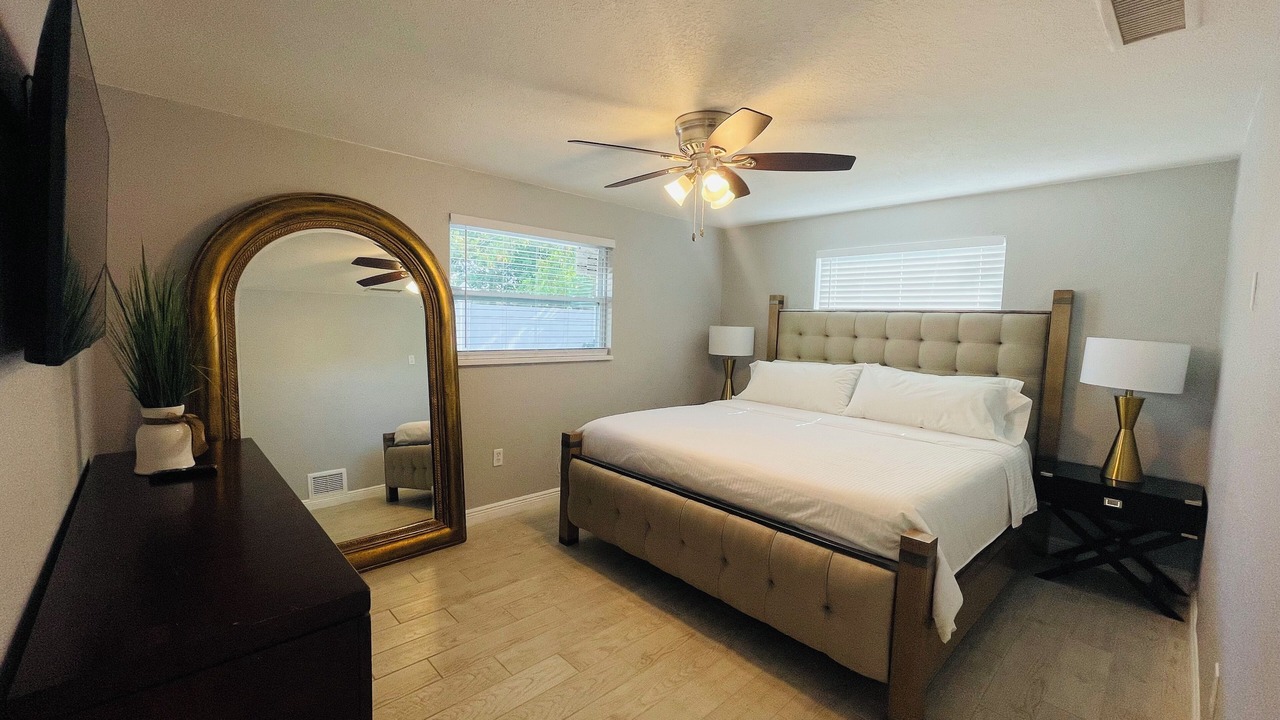 Photo of Bedroom in South Gate Ridge