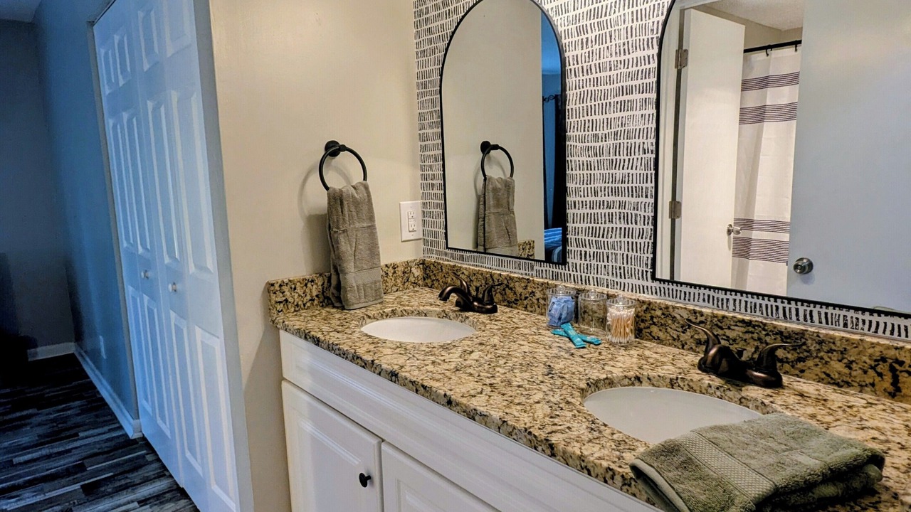 Photo of Bathroom in Foxfire