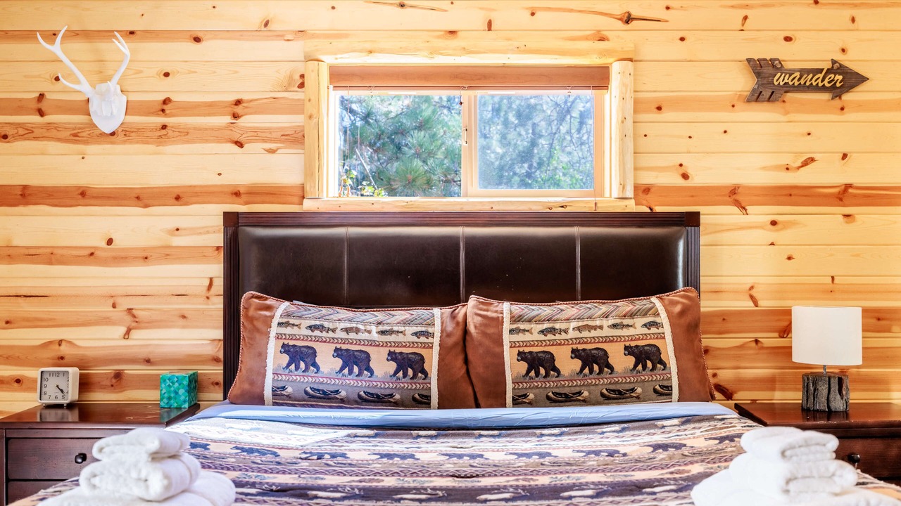 Photo of Bedroom in Big Bear Lake