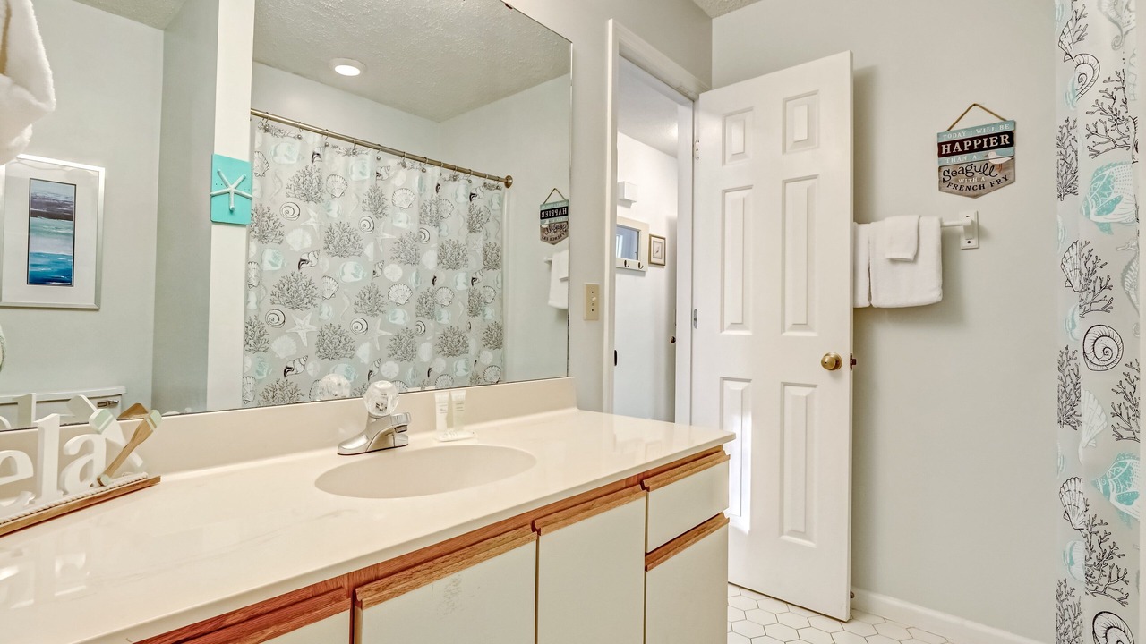 Photo of Bathroom in Sea Trail
