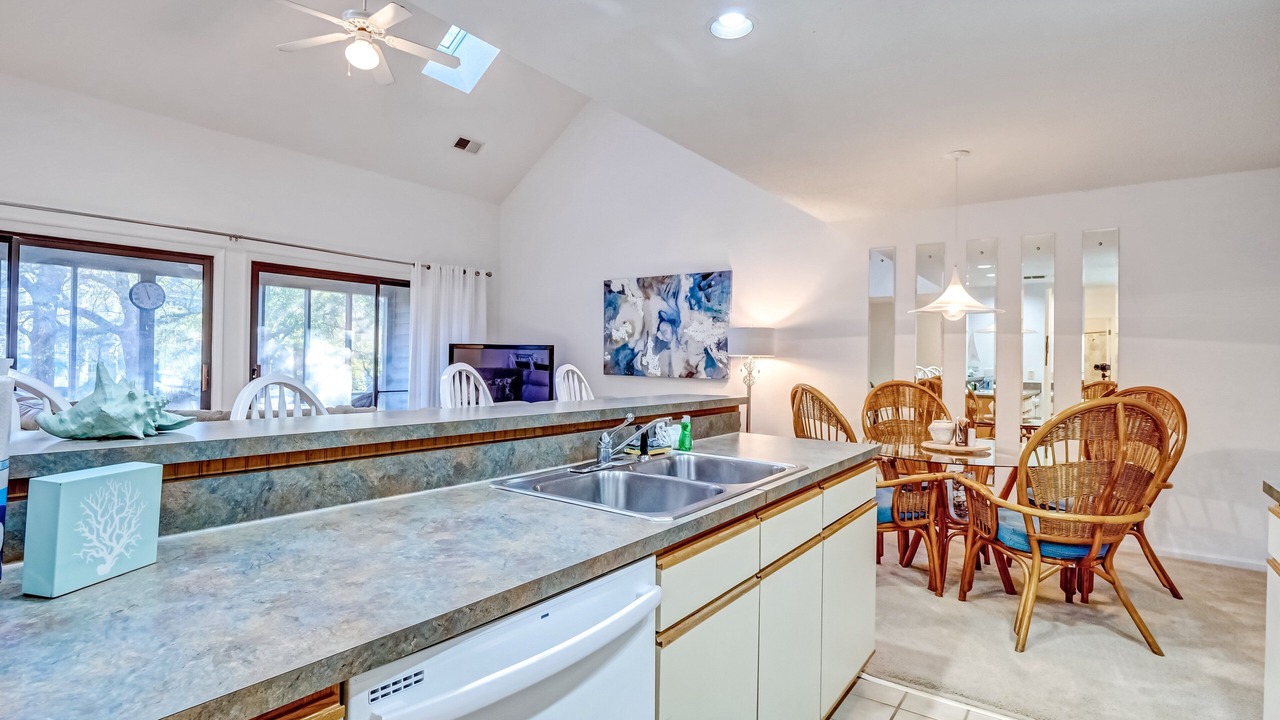Photo of Kitchen in Sea Trail