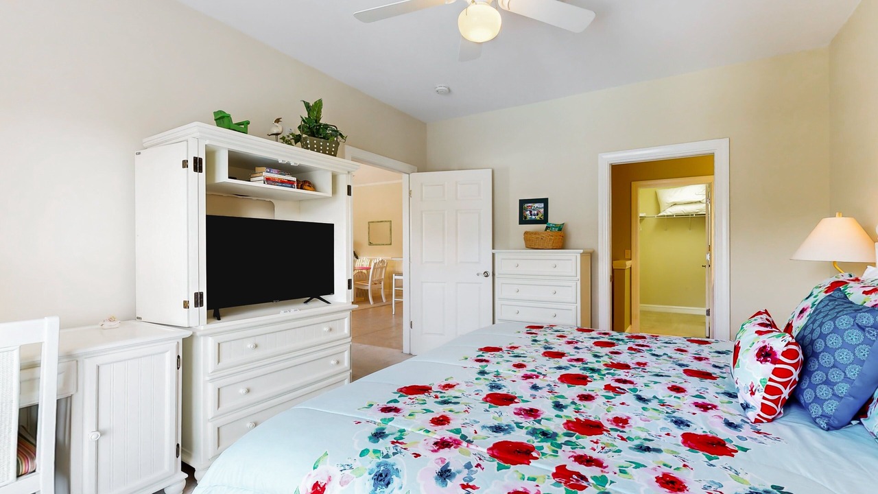 Photo of Bedroom in Sunset Beach