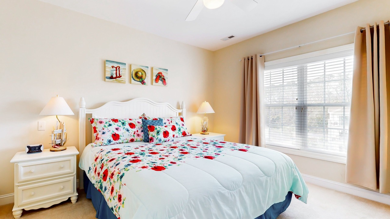 Photo of Bedroom in Sunset Beach