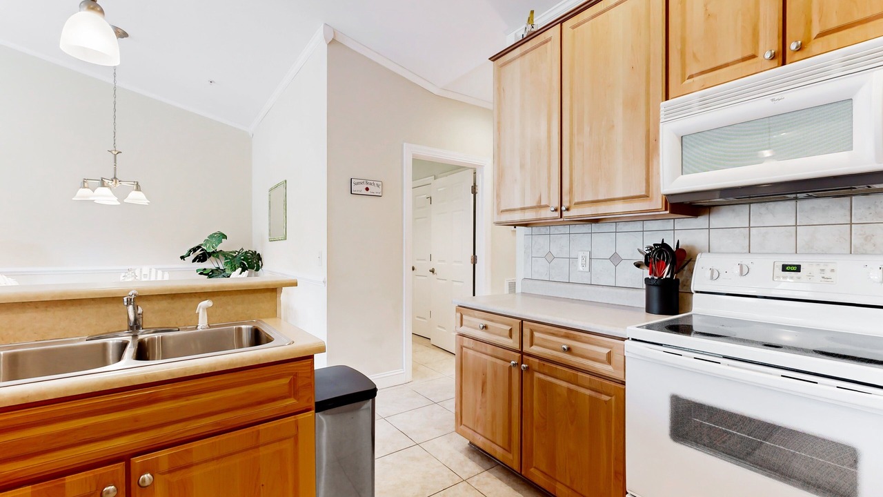Photo of Kitchen in Sunset Beach