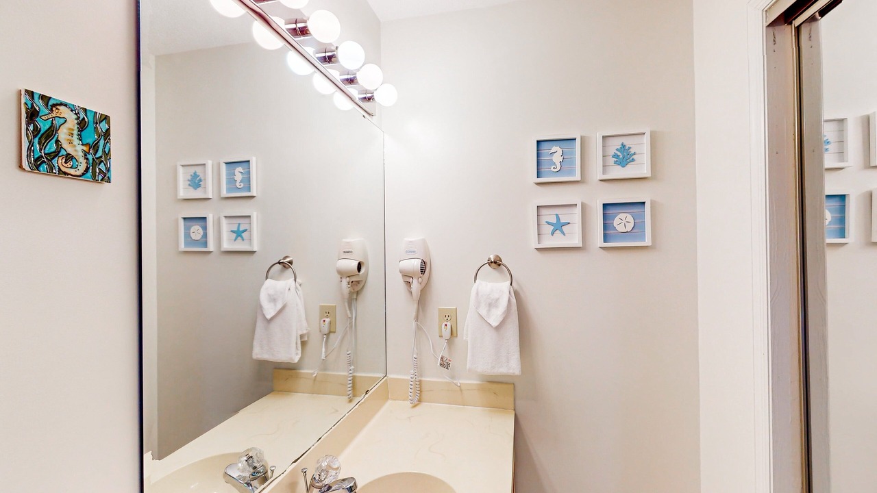 Photo of Bathroom in Sea Trail