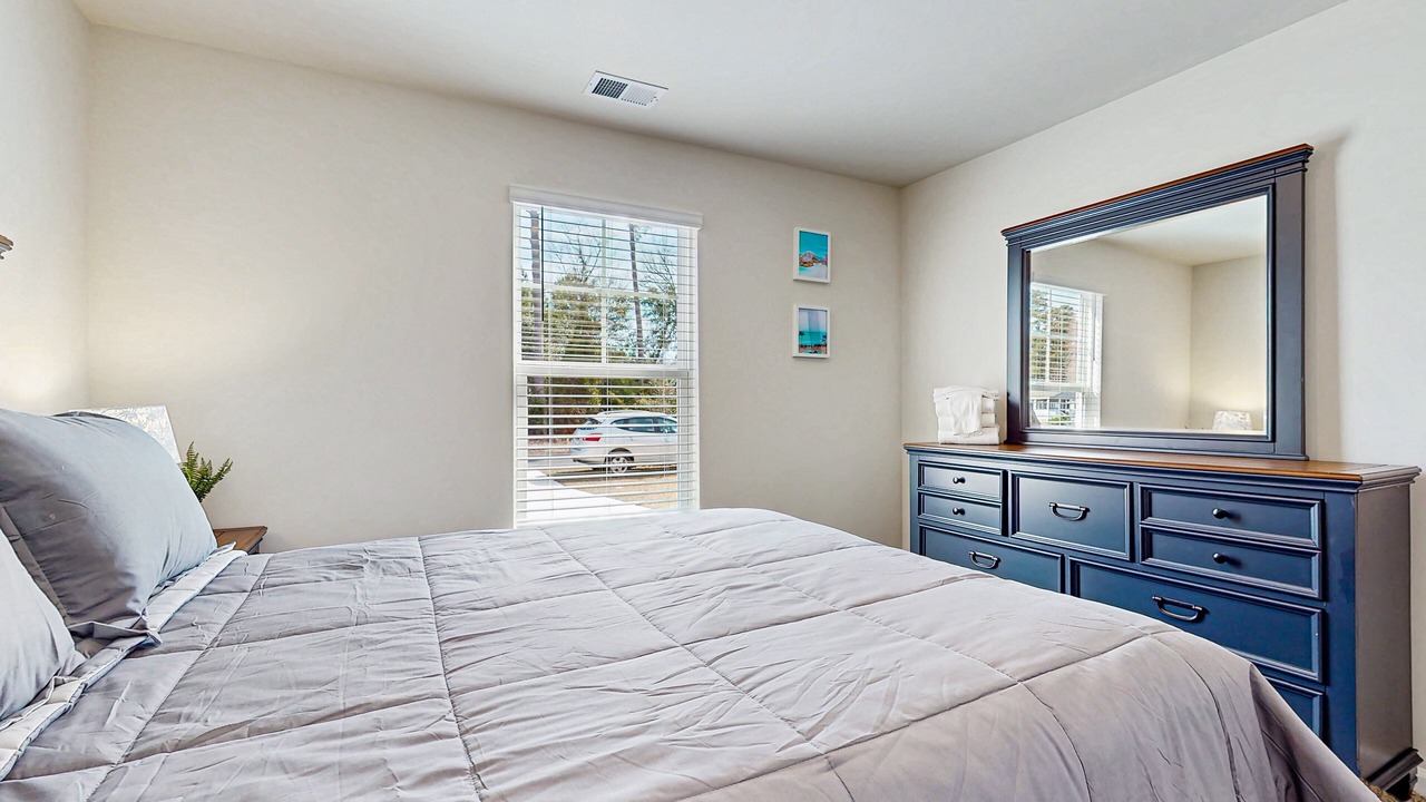 Photo of Bedroom in Ocean Isle Beach