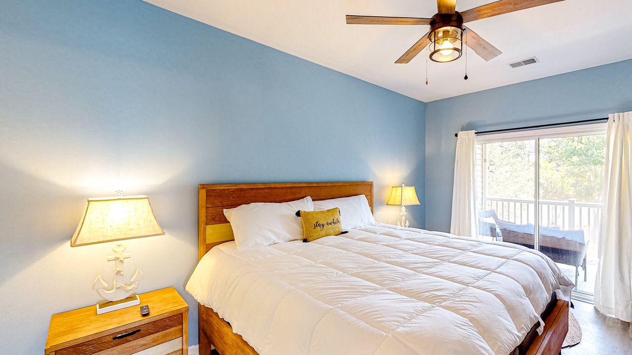Photo of Bedroom in Sunset Beach