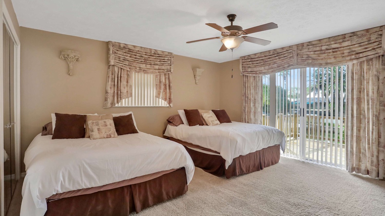 Photo of Bedroom in Harbor Hills