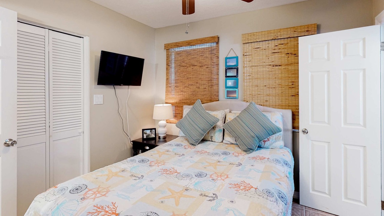 Photo of Bedroom in Sunset Beach