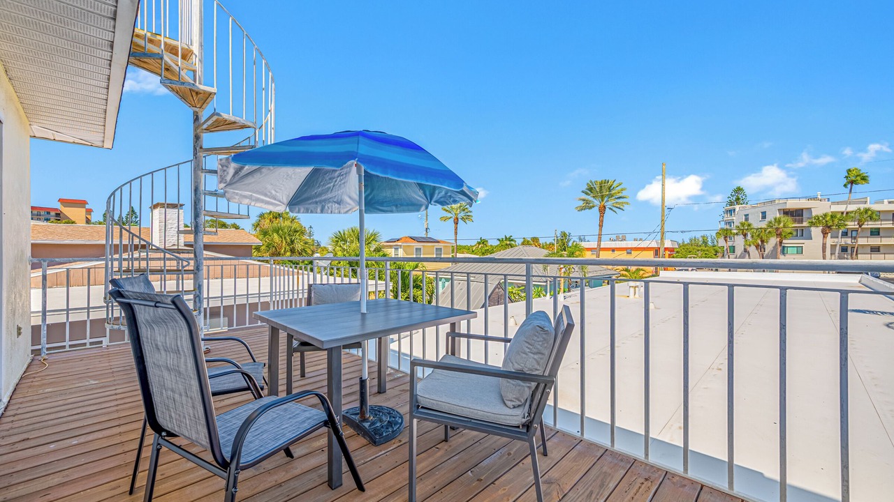 Photo of Patio Balcony in Sunset Reef