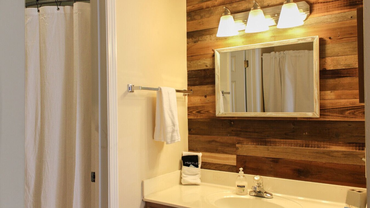 Photo of Bathroom in Sea Trail