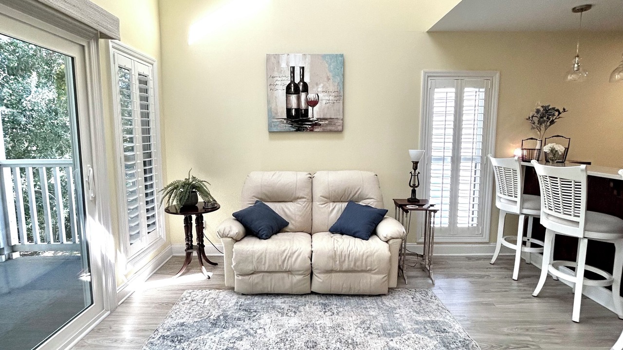 Photo of Livingroom in Little River