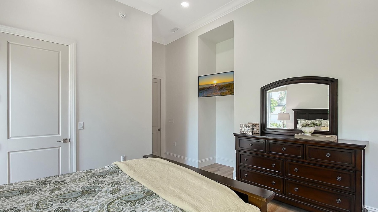 Photo of Bedroom in Longboat Key