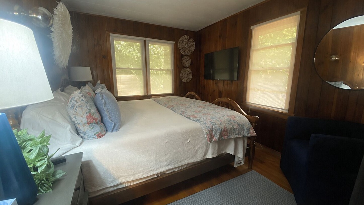 Photo of Bedroom in Fennville