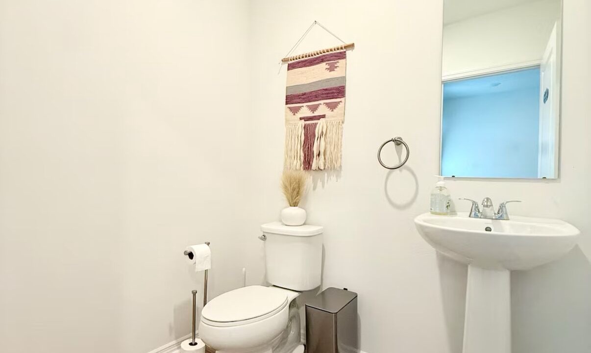 Photo of Bathroom in Amaryllis Park