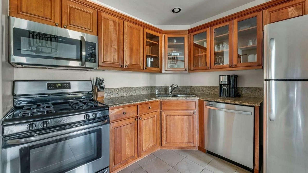 Photo of Kitchen in Peak 9