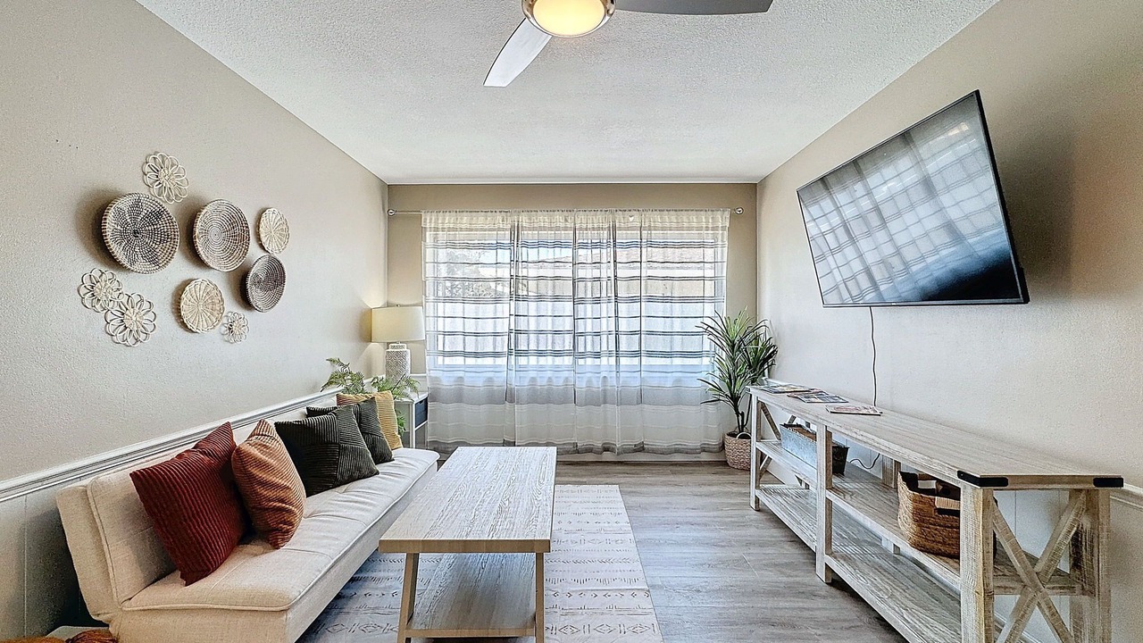 Photo of Livingroom in Clearwater