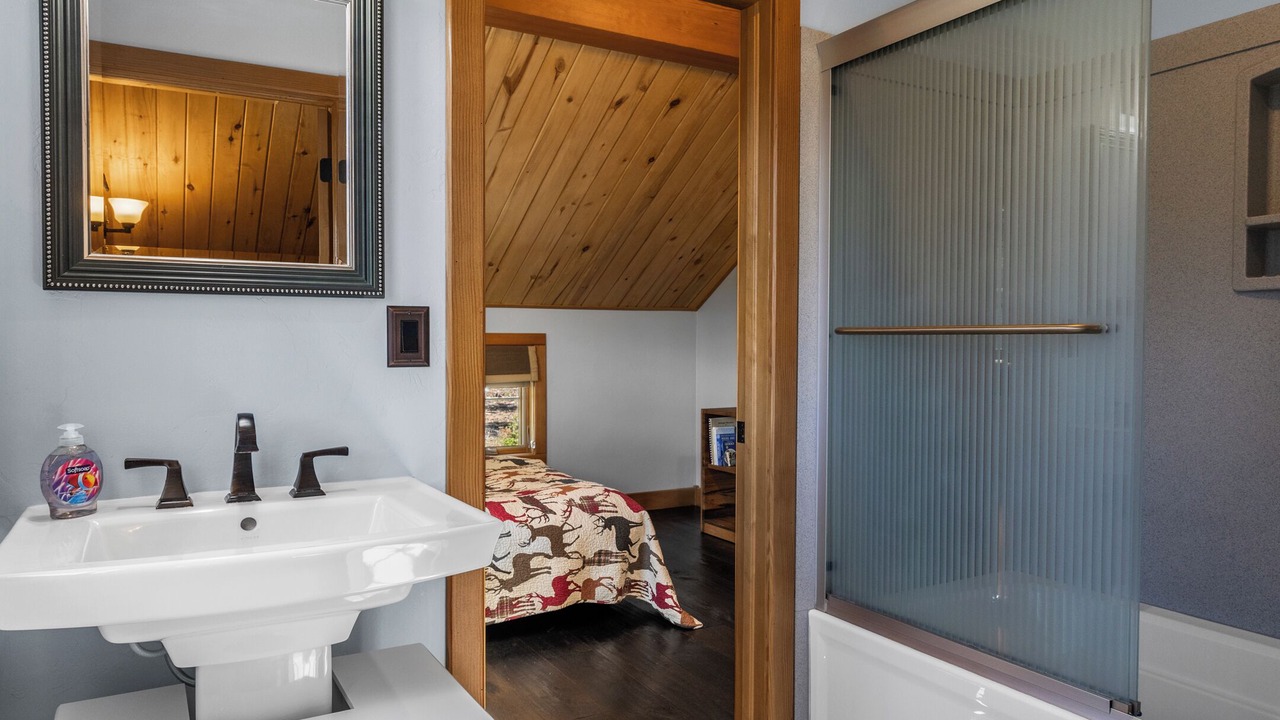 Photo of Bathroom in Alma