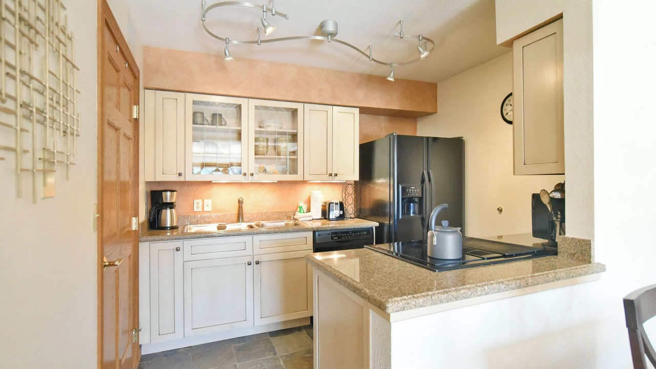 Photo of Kitchen in Four O'Clock