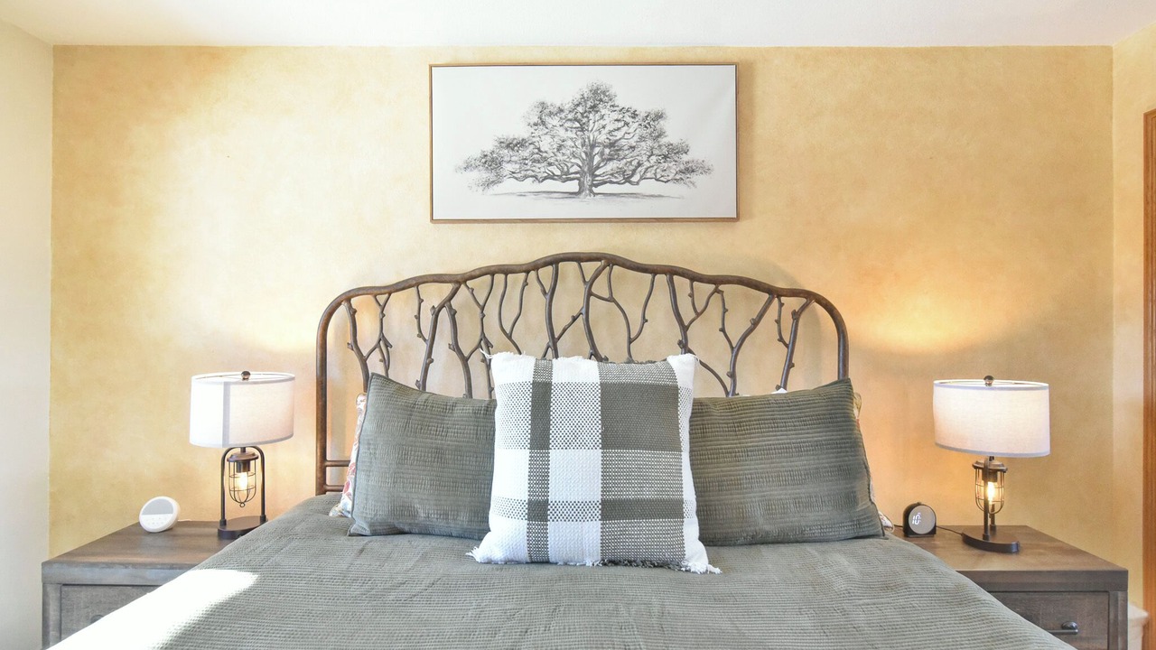 Photo of Bedroom in Four O'Clock