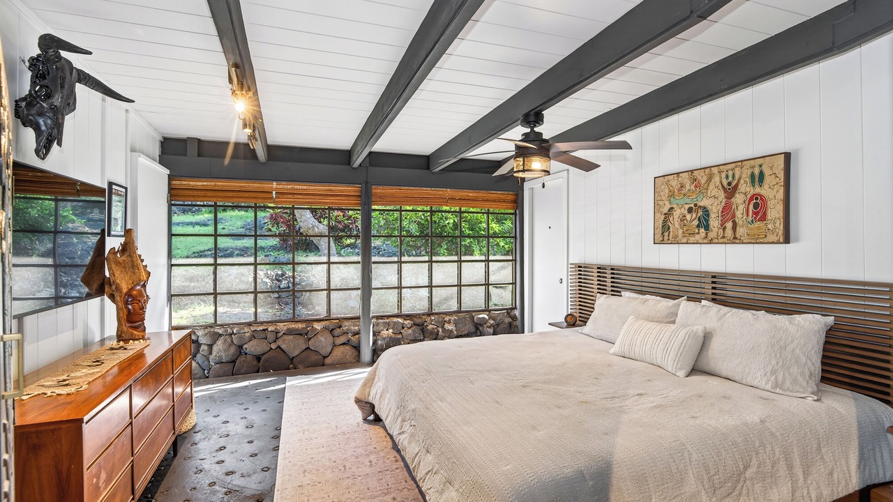 Photo of Bedroom in Kahaluu Bay