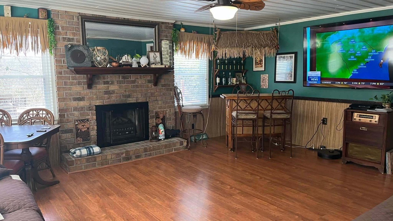 Photo of Livingroom in Little River