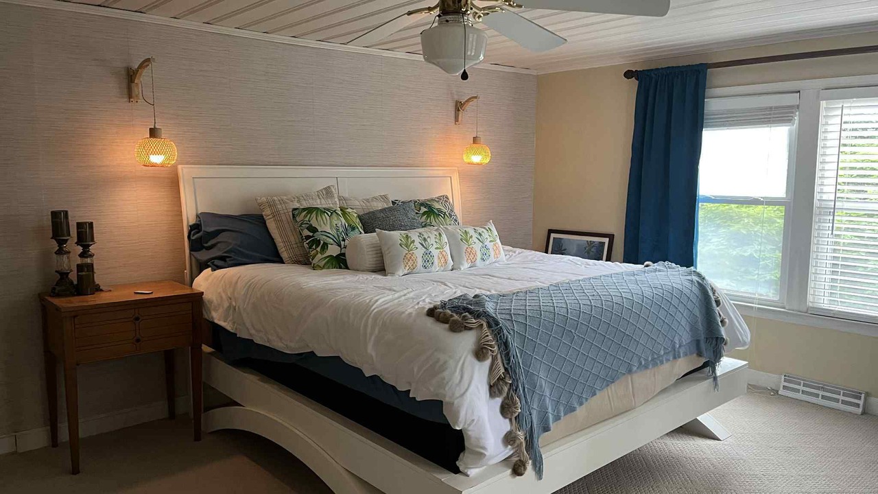 Photo of Bedroom in Little River