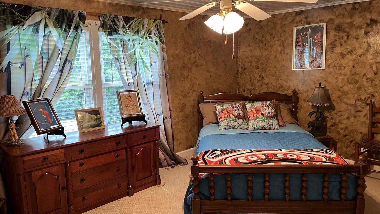 Photo of Bedroom in Little River