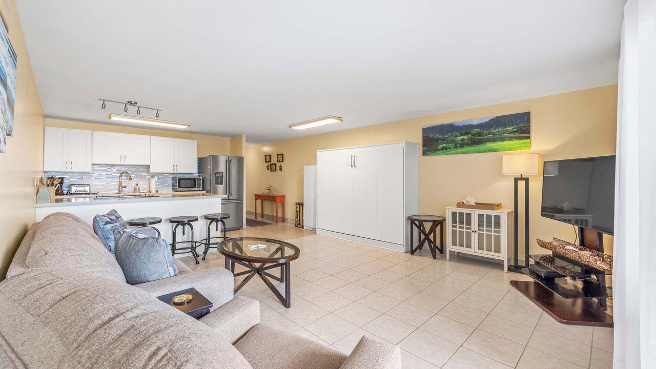 Photo of Livingroom in Punaluu