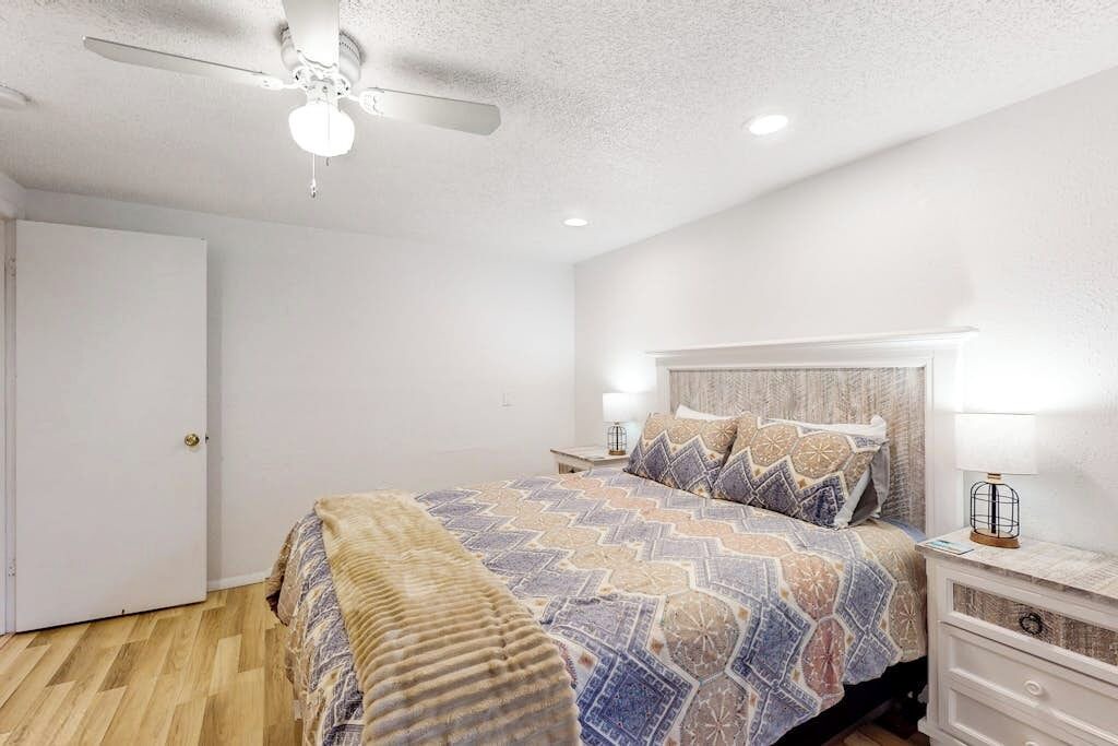 Photo of Bedroom in South Gate Ridge