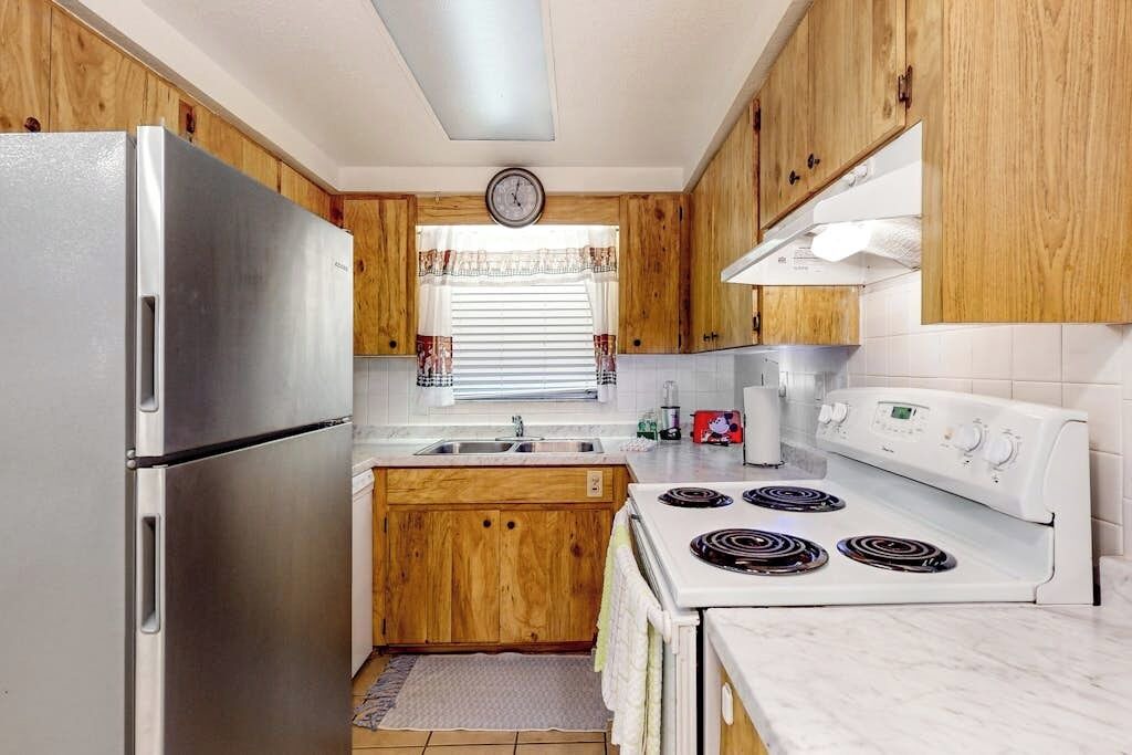 Photo of Kitchen in South Gate Ridge