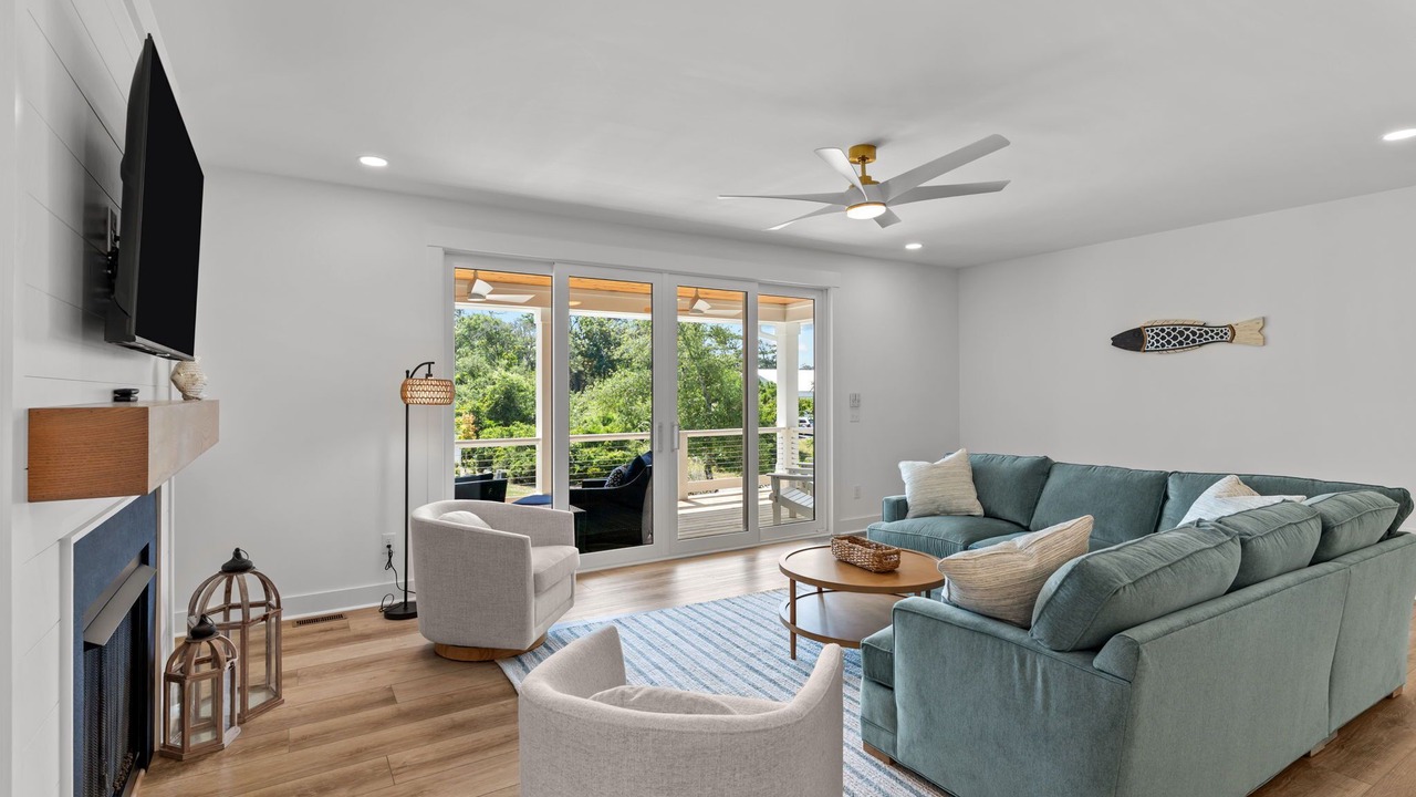 Photo of Livingroom in Tranquil Harbour