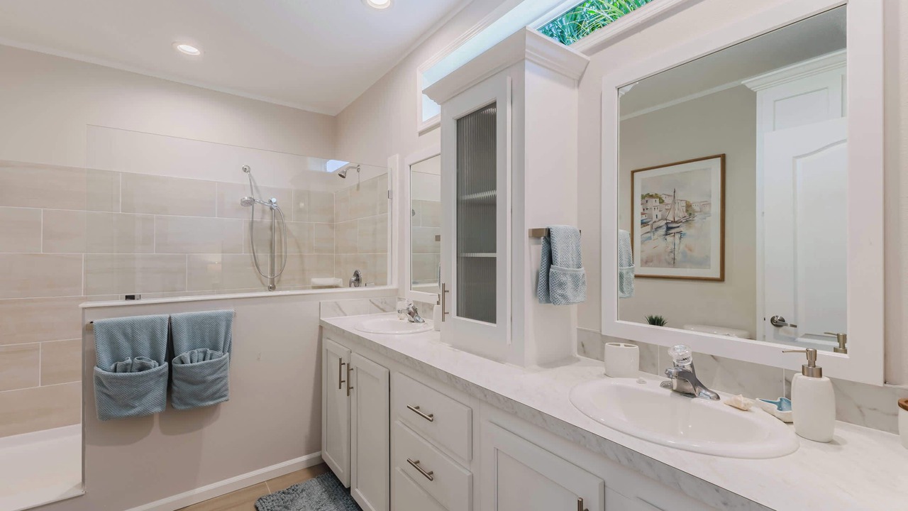 Photo of Bathroom in Truckland
