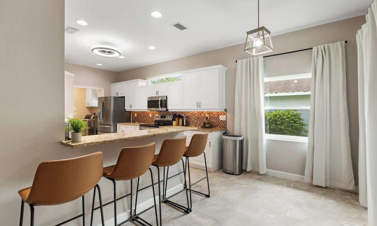 Photo of Kitchen in South Gate Ridge