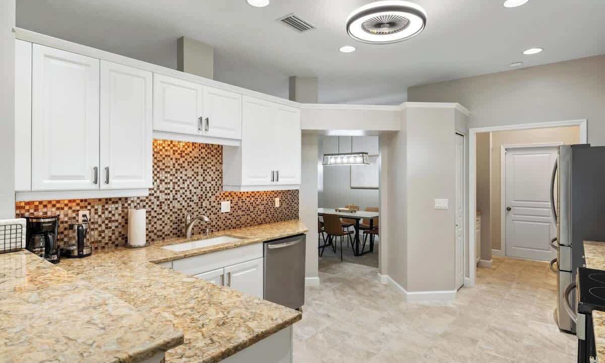 Photo of Kitchen in South Gate Ridge