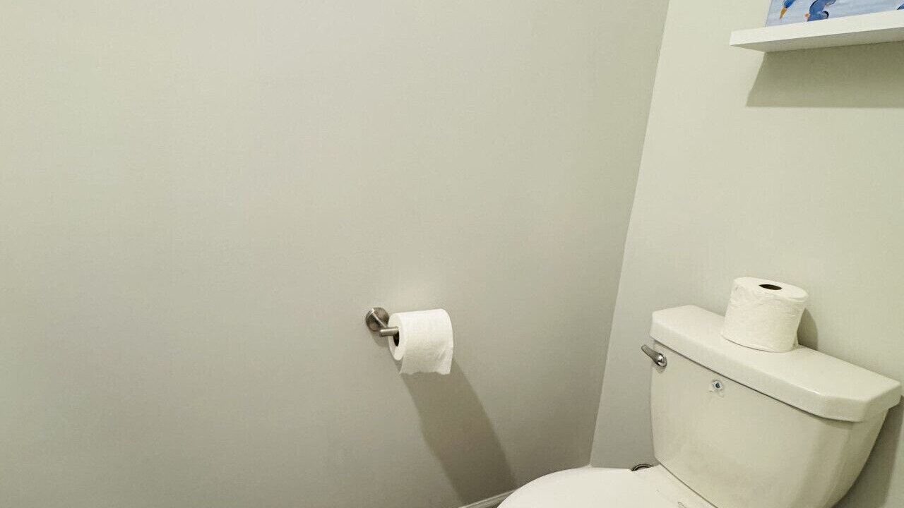 Photo of Bathroom in Ash