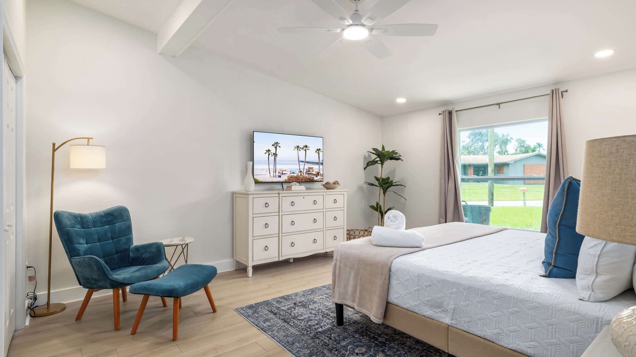Photo of Bedroom in Harbor Hills