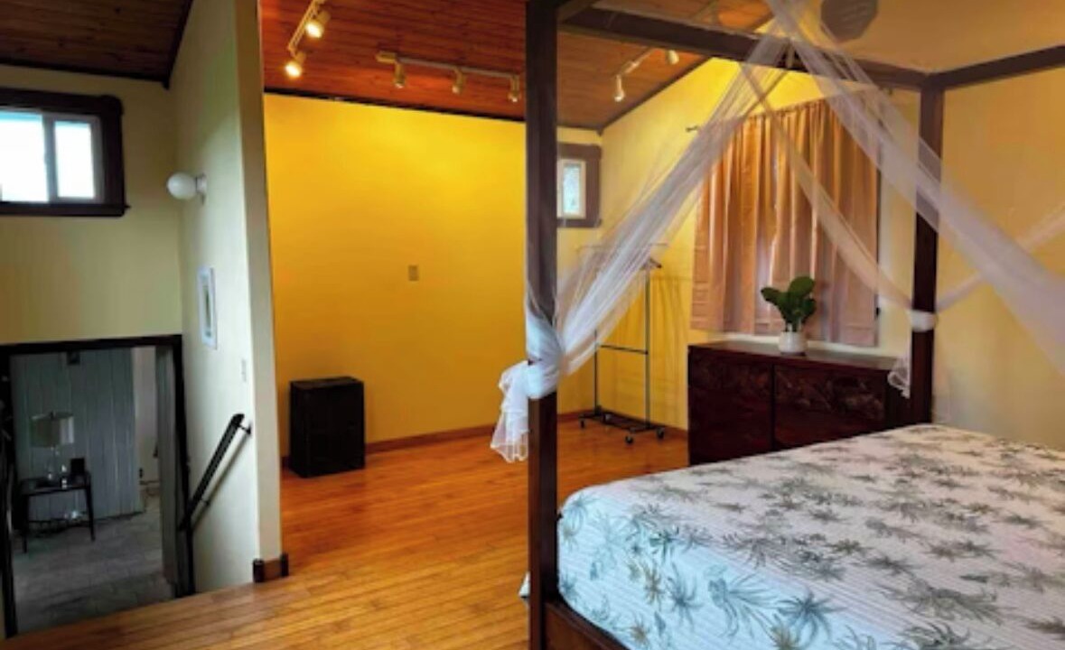 Photo of Bedroom in Mark Twain