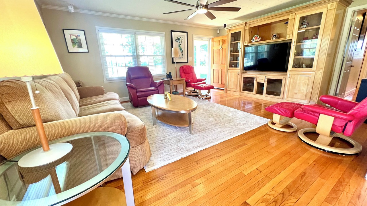 Photo of Livingroom in Sampson County