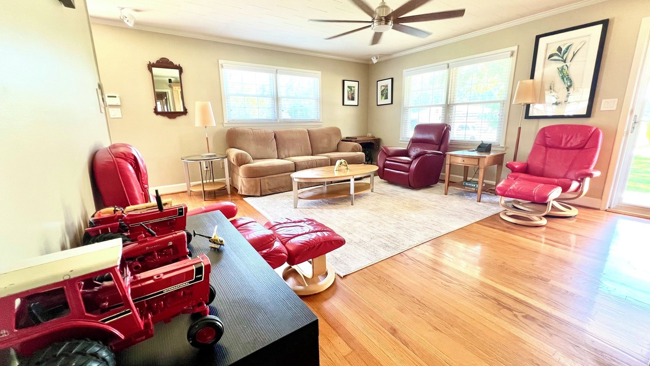 Photo of Livingroom in Sampson County