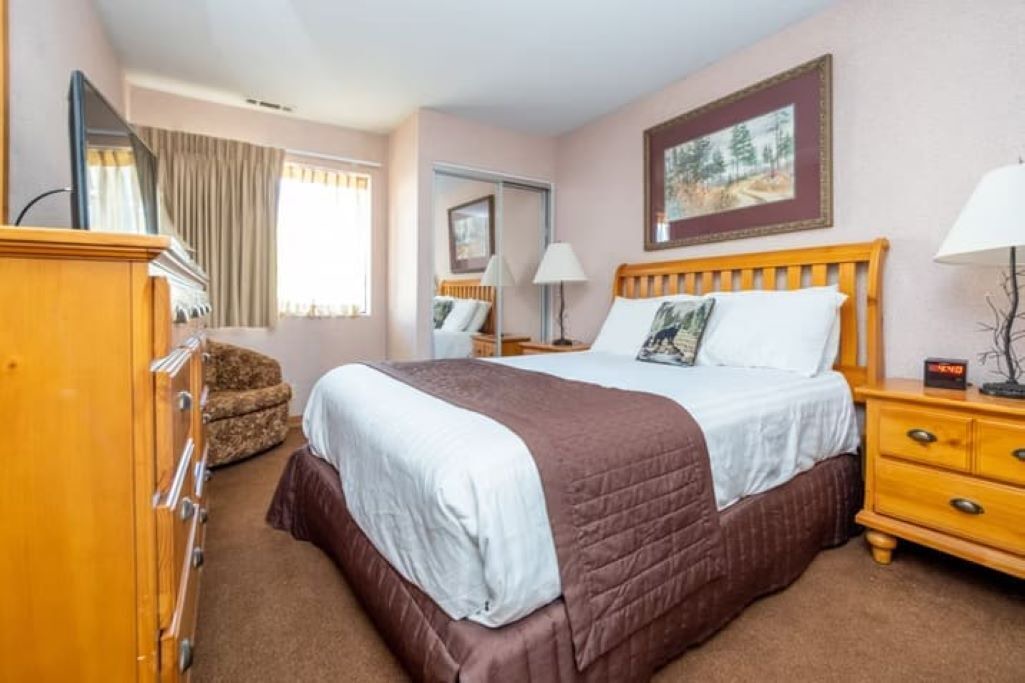 Photo of Bedroom in Big Bear Lake