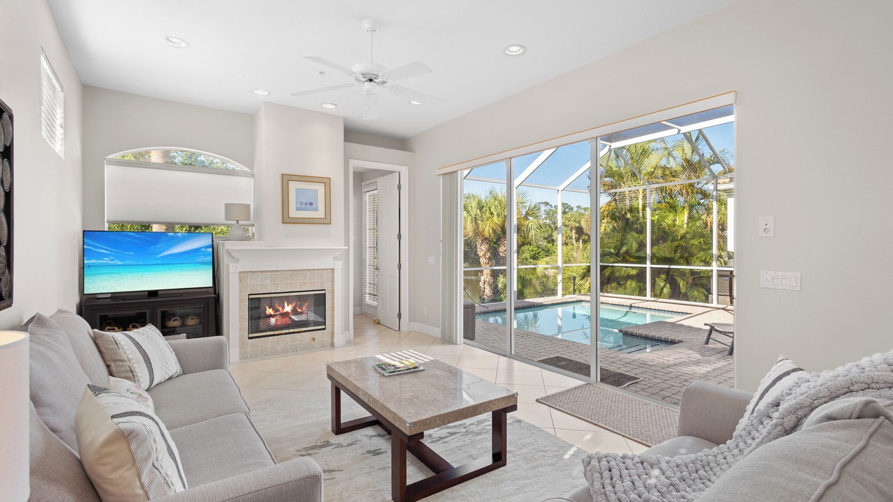 Photo of Livingroom in Bay Isles