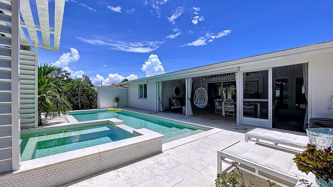 Photo of Outdoor in Siesta Key Village