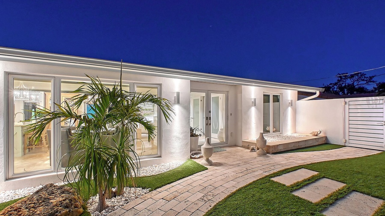 Photo of Patio Balcony in Siesta Key Village